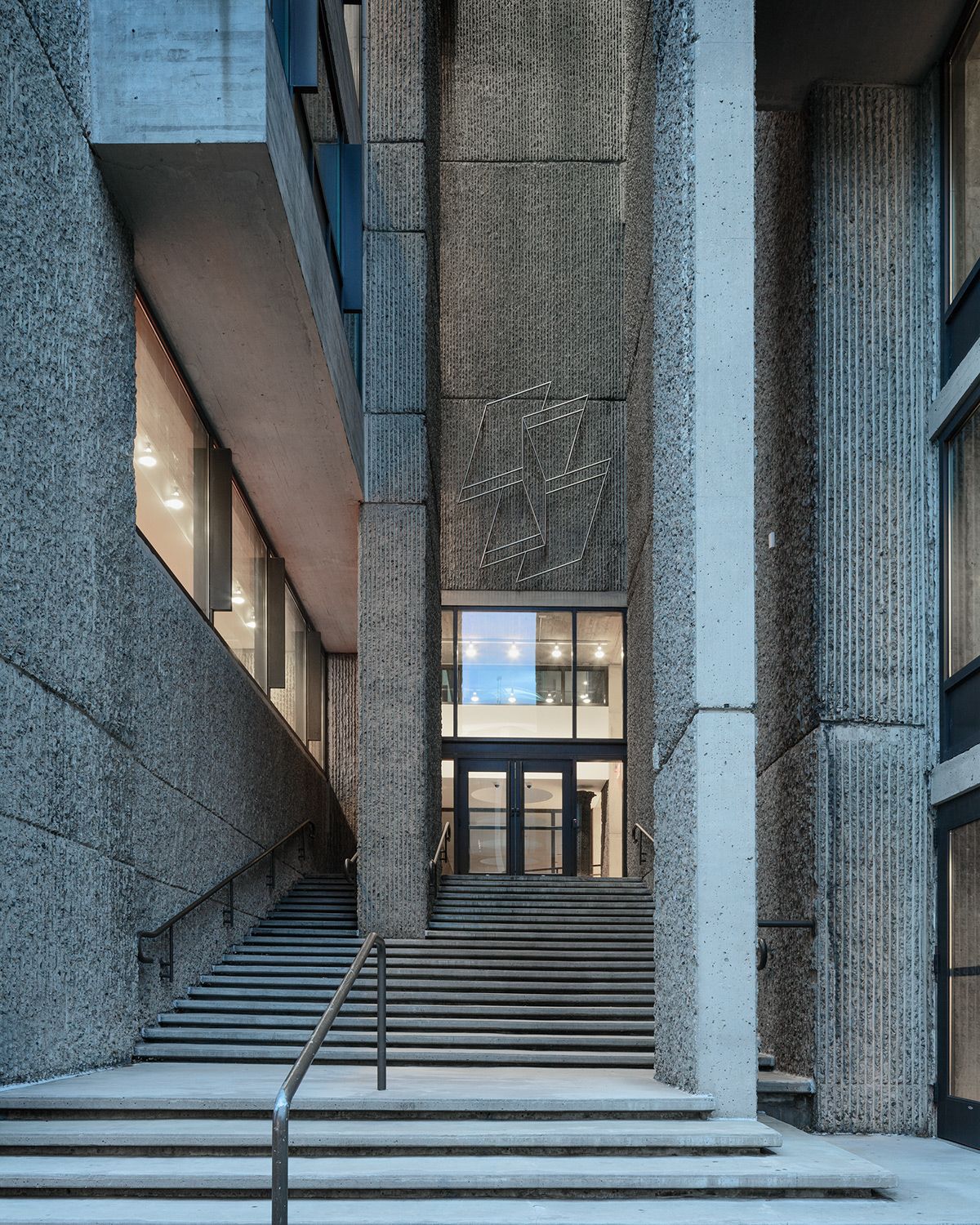 Stair between ribbed concrete piers