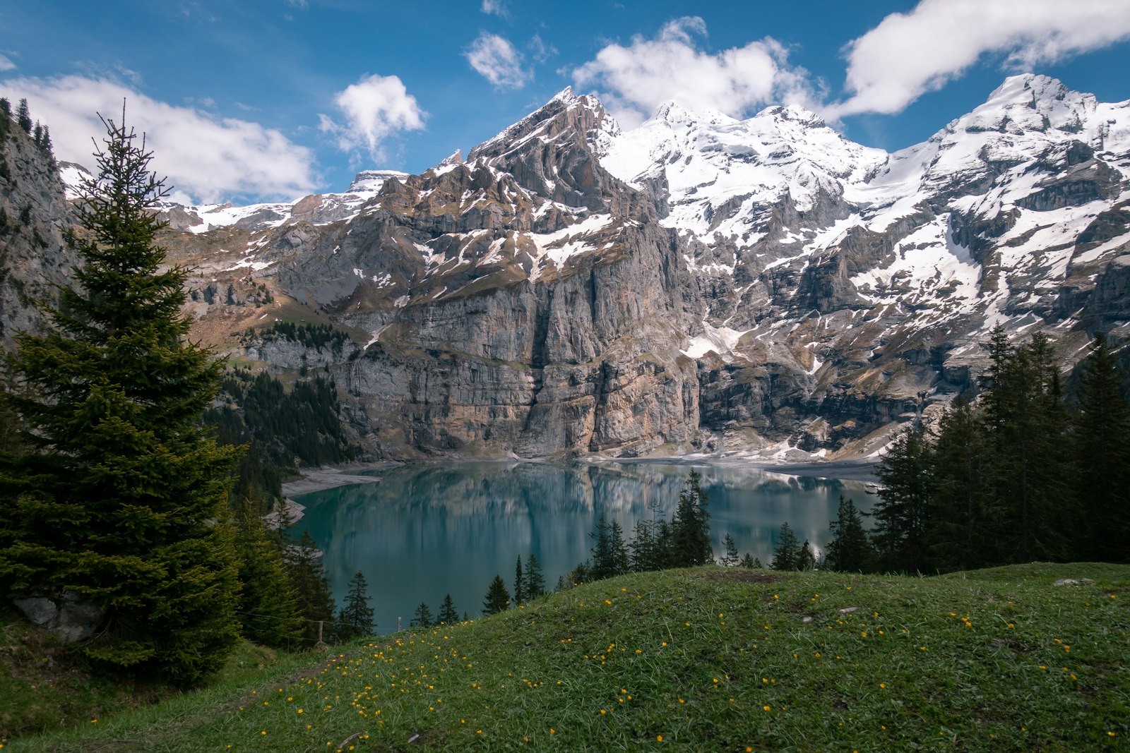 Stay curious. Notes from a studio retreat. — article by kvlo