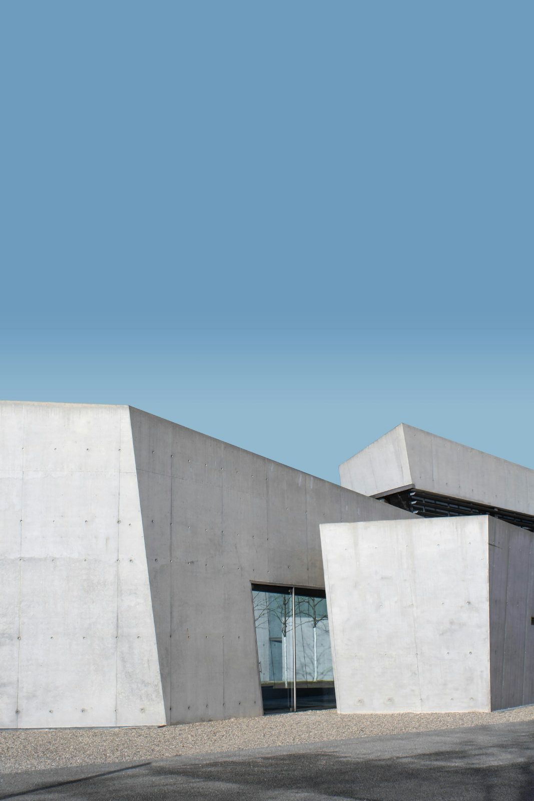 Brand architecture. One house, many rooms. — article by kvlo